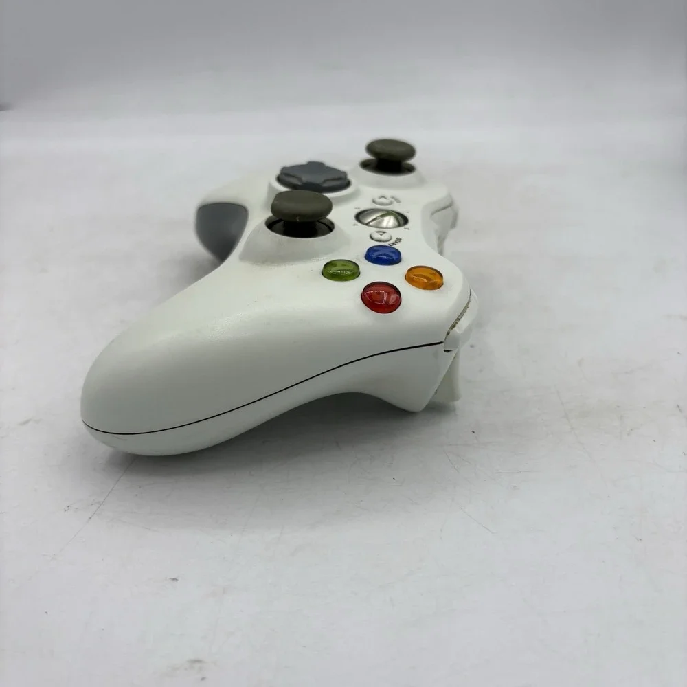 Microsoft Xbox 360 Wireless Controller White No Battery Pack‎